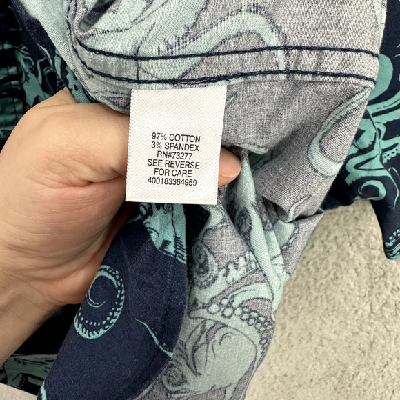 Sonoma Short Sleeve Button Up Shirt Mens Medium Blue Octopus Beach Preppy Resort - Picture 6 of 7